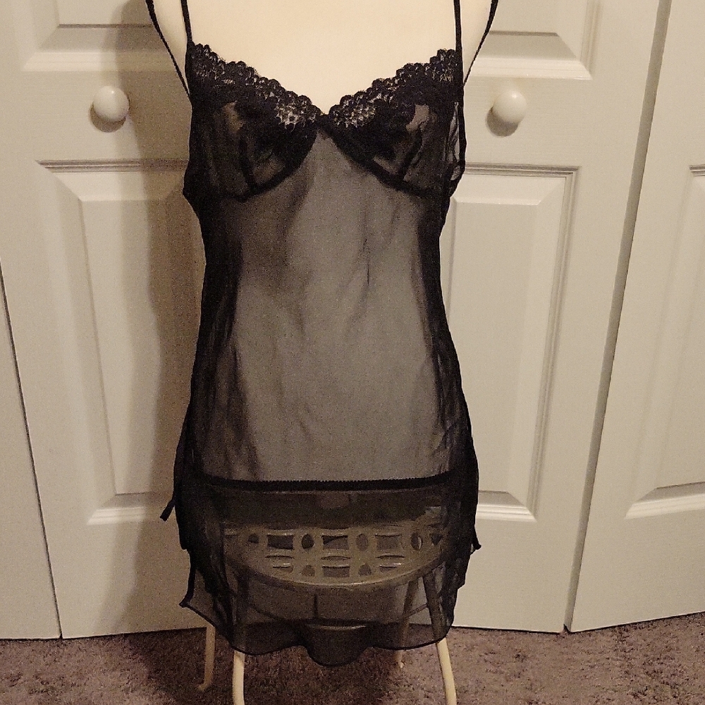 Vertifineur Sexy Short Gown Sheer Med